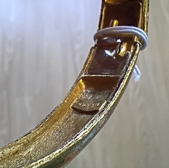 Vintage Trifari RARE 1960s Big Cat Fighting Dueling Hinged Clamper Bracelet